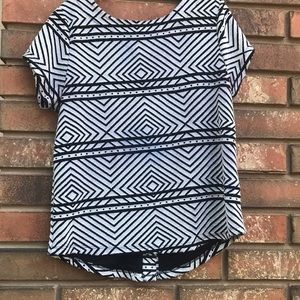 Lucky brand back is bottom down super cute